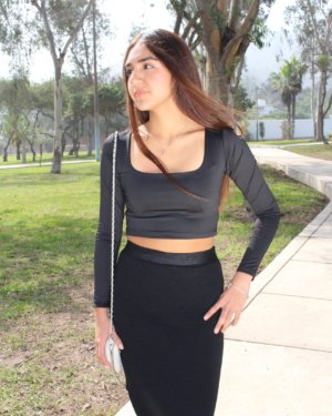 TOP SUPLEX MANGA LARGA NEGRO