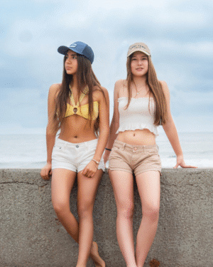 SHORT LOW WAIST BEIGE